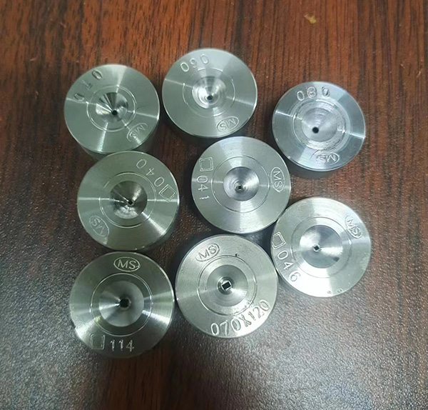 ��ʯ������˿ģ��