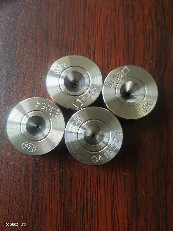 ��ʯ������˿ģ��