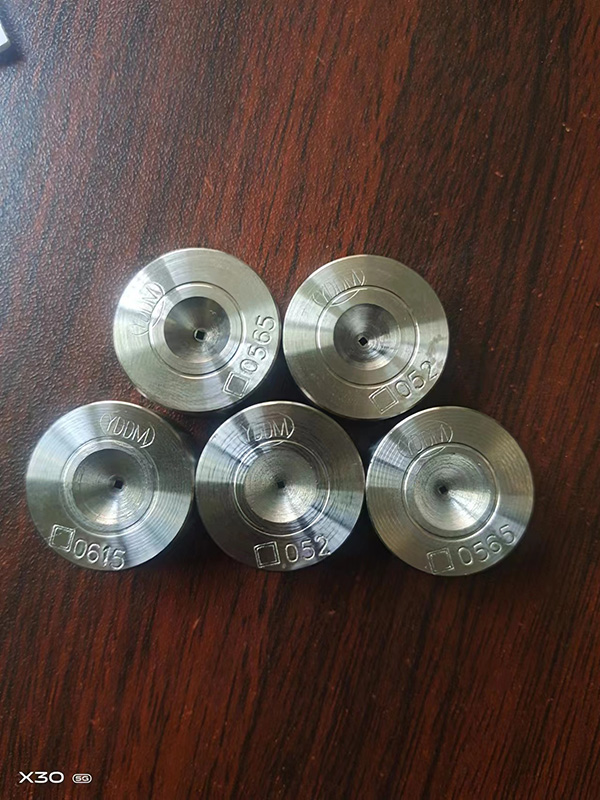 ��ʯ������˿ģ��